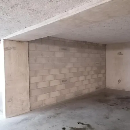 Avec Garage - 